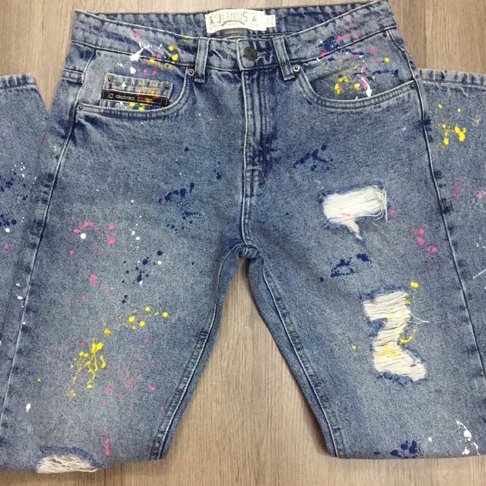 Men’s Jeanius Akademiks Paint Splatter Distressed Denim Jeans (Size: 30x30)